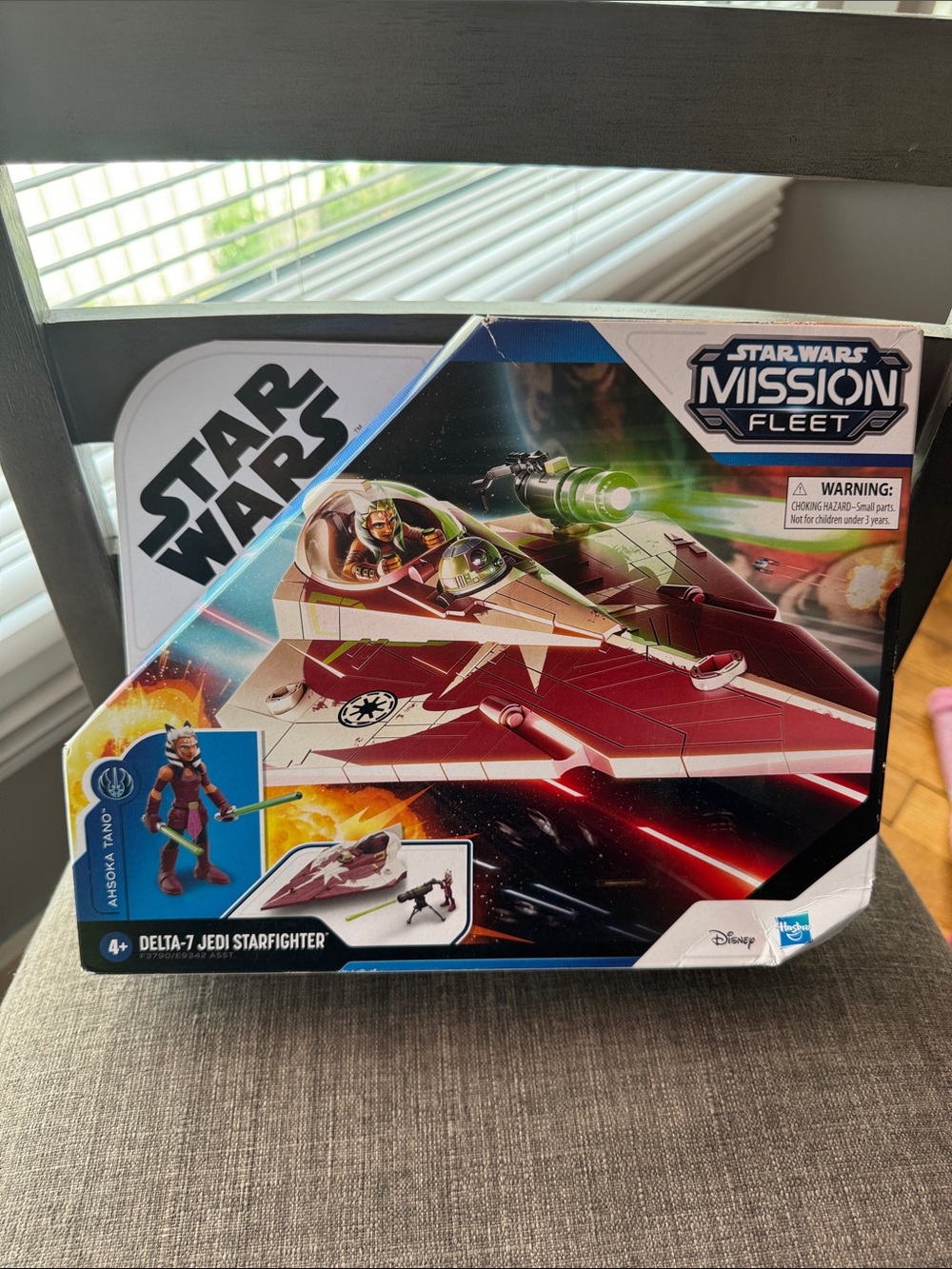 Star Wars Mission Fleet Delta-7 Jedi Starfighter
